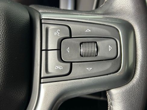 Used 2022 Chevrolet Suburban Z71 image 30