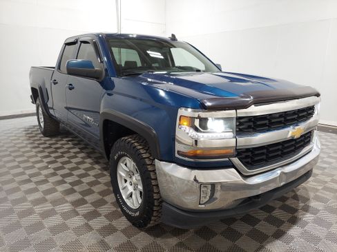 Used 2016 Chevrolet Silverado 1500 LT w/ True North Edition AWD/4WD image 4