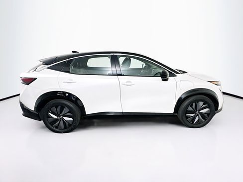 Used 2023 Nissan Ariya FWD image 10