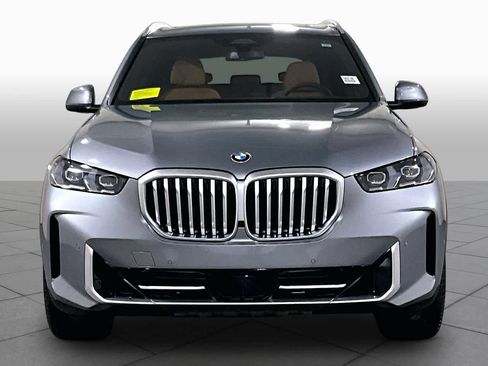 New 2026 BMW X5 xDrive40i w/ Off-Road Package AWD/4WD image 2