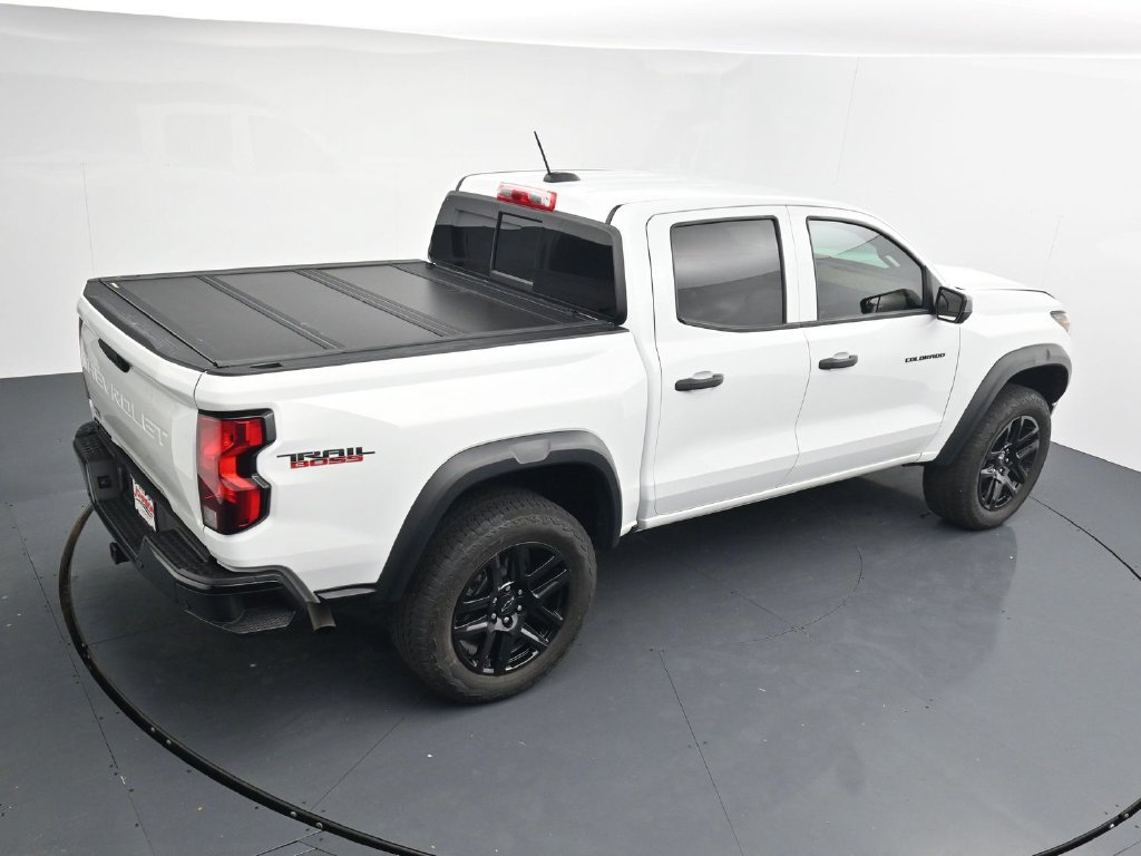 Used 2024 Chevrolet Colorado Trail Boss w/ Technology Package AWD/4WD image 30