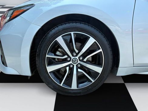 Used 2021 Nissan Maxima 3.5 SV w/ Floor Mat Group FWD image 14