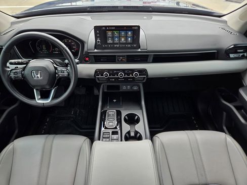 Certified 2025 Honda Pilot EX-L image 13