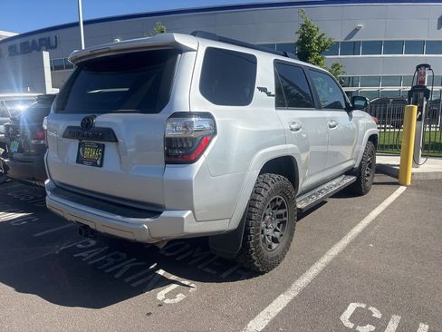 Used 2022 Toyota 4Runner TRD Off-Road Premium image 3