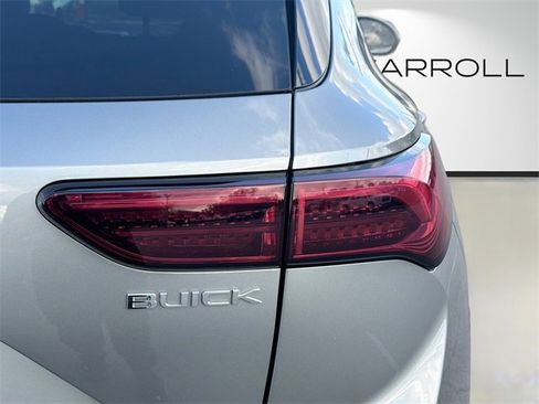 Used 2024 Buick Envision Sport Touring image 10