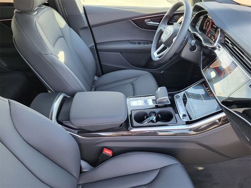 New 2026 Audi Q8 Premium Plus image 12