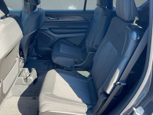 New 2025 Jeep Grand Cherokee L Laredo w/ Luxury Tech Group I image 13