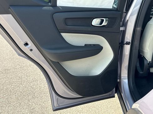 New 2026 Volvo XC40 B5 Ultra w/ Climate Package image 12