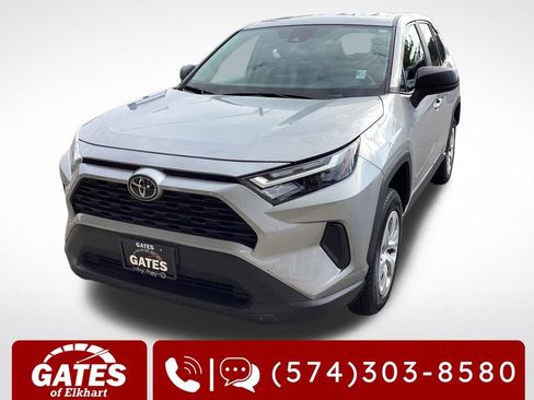 Used 2024 Toyota RAV4 LE image 5