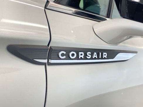 Used 2023 Lincoln Corsair AWD w/ Equipment Group 101A image 13