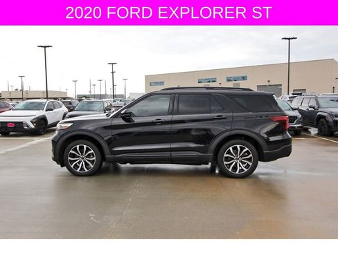 Used 2020 Ford Explorer ST w/ Premium Technology Package AWD/4WD image 4