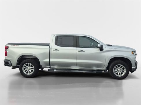 Used 2022 Chevrolet Silverado 1500 LT w/ Safety Package image 3