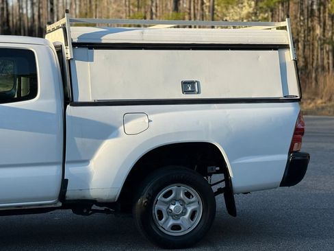Used 2015 Toyota Tacoma 2WD Access Cab image 4