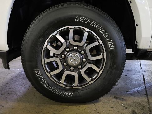 Used 2019 RAM 2500 Limited image 32