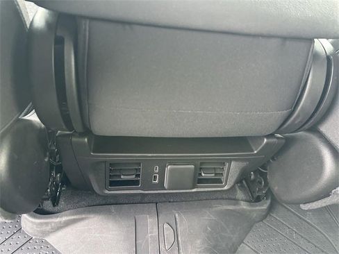 Used 2024 Chevrolet Silverado 3500 LT w/ Convenience Package image 20