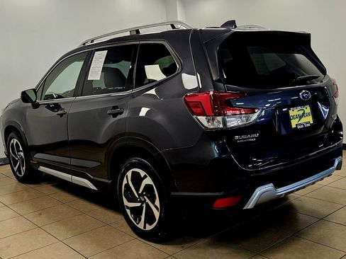 Used 2022 Subaru Forester Touring image 5