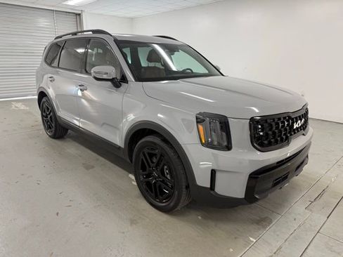 Used 2024 Kia Telluride EX X-Line image 3