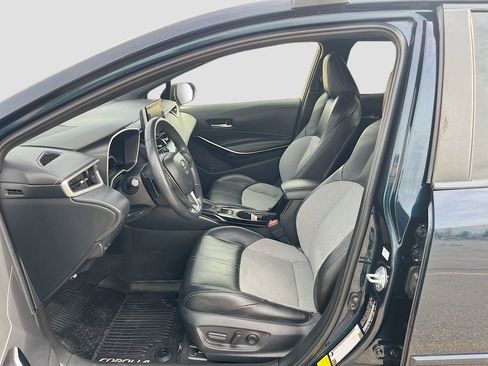 Used 2021 Toyota Corolla XSE image 21