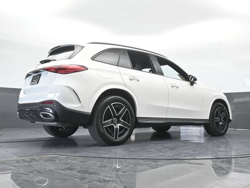 Used 2025 Mercedes-Benz GLC 300 image 59