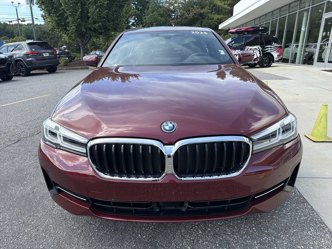 Used 2023 BMW 530e w/ Premium Package RWD image 6