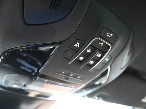 Used 2023 Maserati Levante GT AWD/4WD image 32