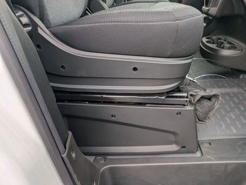 Used 2024 RAM ProMaster 2500 image 34