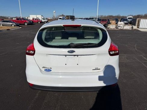 Used 2015 Ford Focus SE image 6