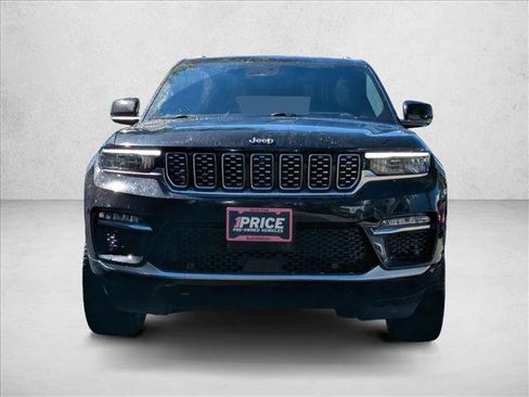 Used 2022 Jeep Grand Cherokee Summit AWD/4WD image 2