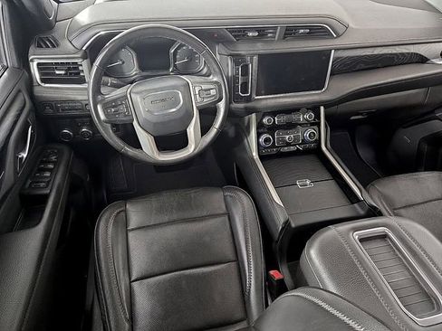 Used 2021 GMC Yukon Denali w/ Denali Ultimate Package image 12