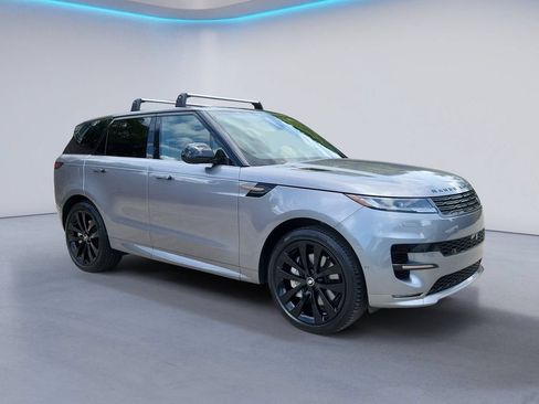 Used 2025 Land Rover Range Rover Sport Dynamic SE AWD/4WD image 7