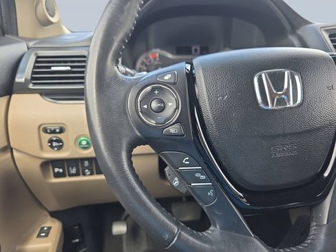 Used 2017 Honda Pilot Elite image 21
