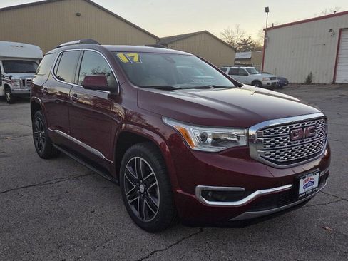 Used 2017 GMC Acadia Denali w/ Technology Package image 3