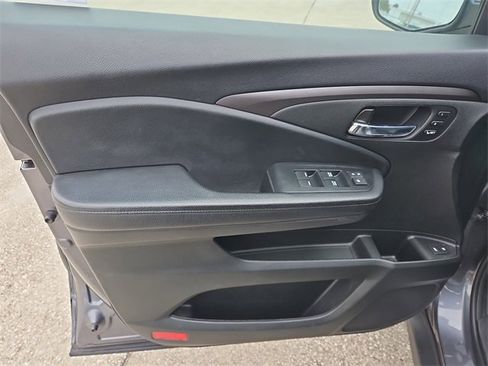 Used 2021 Honda Pilot Special Edition image 19