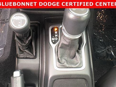 Used 2021 Jeep Wrangler Unlimited Sahara image 21