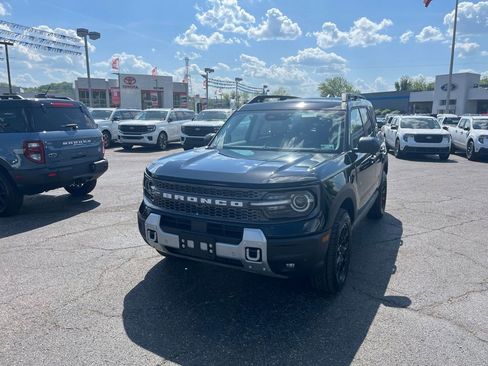 New 2025 Ford Bronco Sport Badlands w/ Badlands Tech Package AWD/4WD image 3