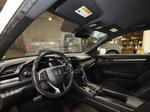 Used 2021 Honda Civic Sport image 9