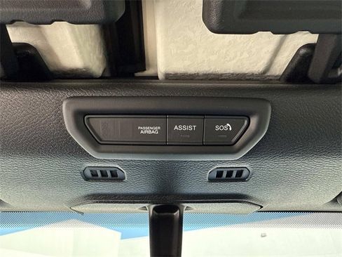 Used 2022 Jeep Gladiator Sport image 17