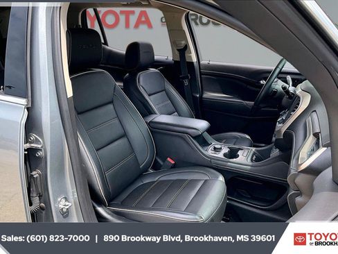 Used 2023 GMC Acadia Denali w/ Denali Technology Package FWD image 6