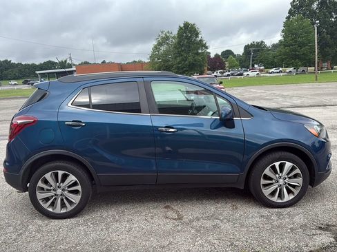 Used 2020 Buick Encore Preferred AWD/4WD image 7