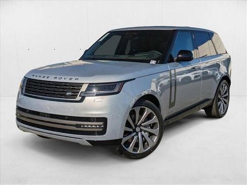 New 2025 Land Rover Range Rover SE image 1