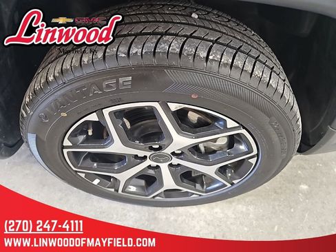 Used 2025 Jeep Compass Limited AWD/4WD image 9