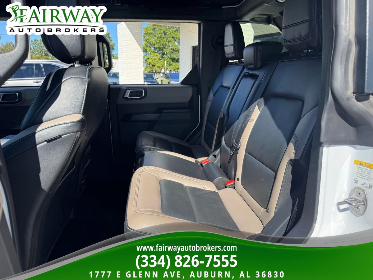 Used 2024 Ford Bronco Wildtrak AWD/4WD image 11