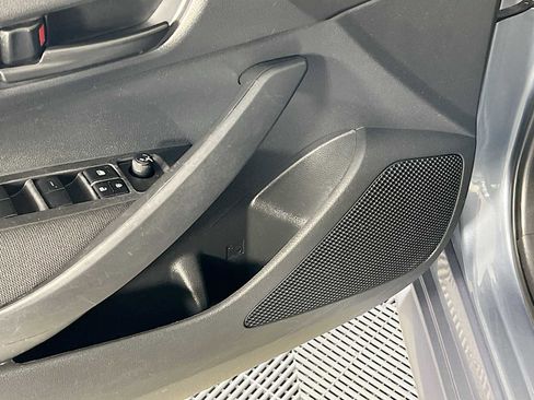 Used 2024 Toyota Corolla LE image 18