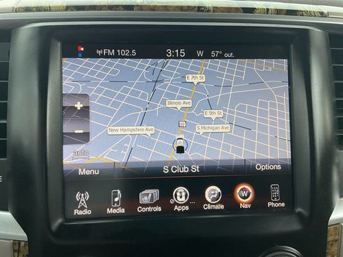 Used 2015 RAM 1500 Outdoorsman image 32