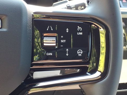 Certified 2026 Land Rover Range Rover Evoque S AWD/4WD image 15