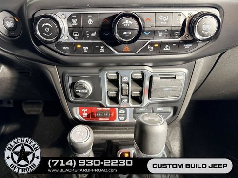 Used 2022 Jeep Wrangler Unlimited Rubicon w/ Trailer Tow Package AWD/4WD image 24