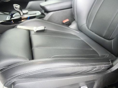 Certified 2022 BMW X3 sDrive30i w/ Convenience Package image 9