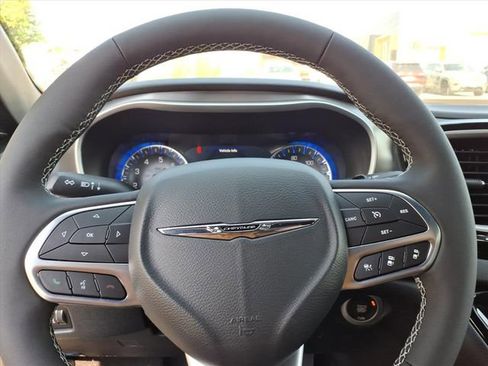 New 2026 Chrysler Voyager LX FWD image 17