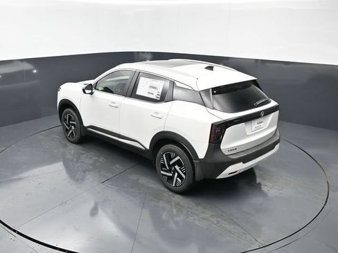 New 2026 Nissan Kicks SV w/ SV Premium Package AWD/4WD image 15