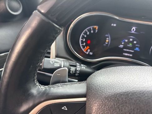 Used 2014 Jeep Grand Cherokee Overland image 27